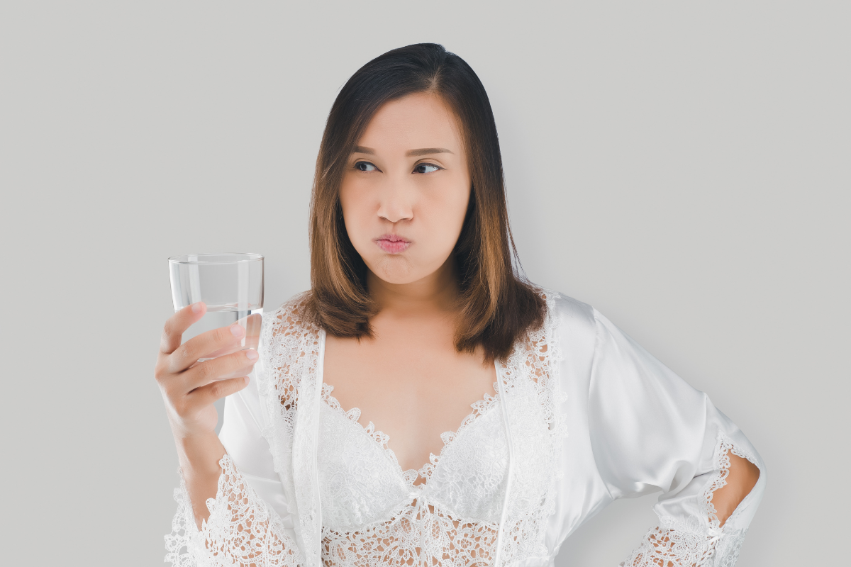 Bain de bouche à l'eau salée